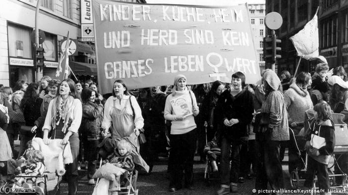 Seit 50 Jahren Kampf um sexuelle Freiheit TopThema Podcast DW