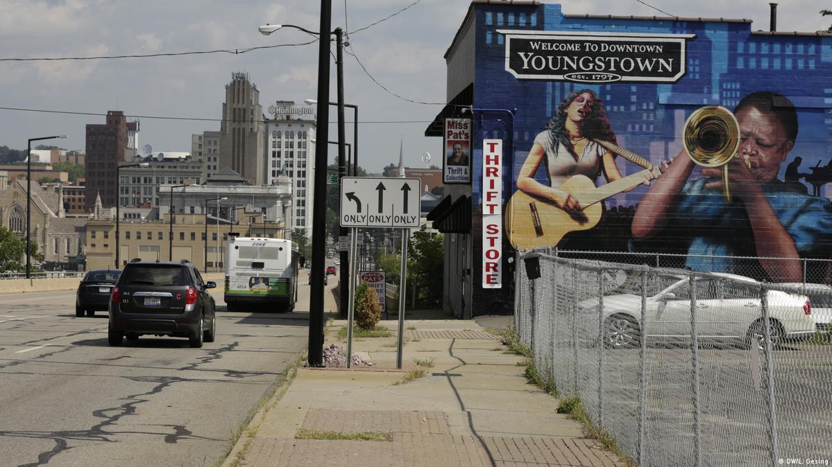 Ohio's Youngstown sings Trump's praises DW 09/03/2018