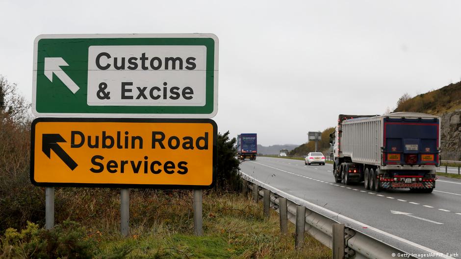 Northern Ireland's Trimble to challenge Brexit's backstop DW 02/04/2019