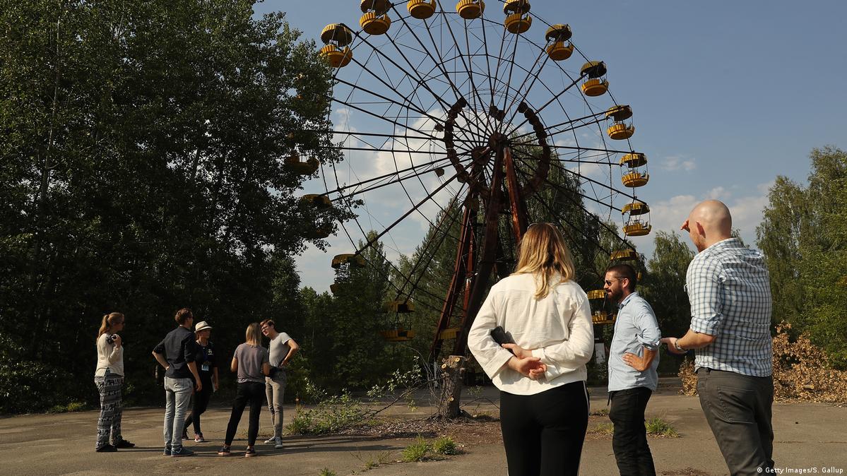 'Chernobyl' creator asks tourists to show respect at site DW 06/12/2019