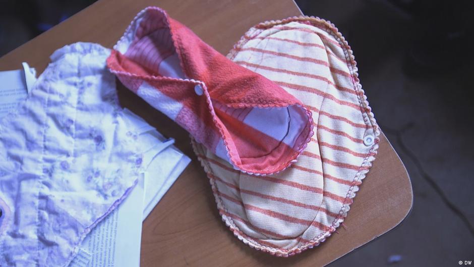 New sanitary pads in Uganda DW 04/17/2020