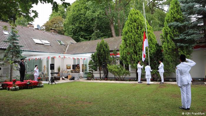 Melihat Makna Desain HUT ke75 RI yang Diprotes Ormas di Solo Mirip