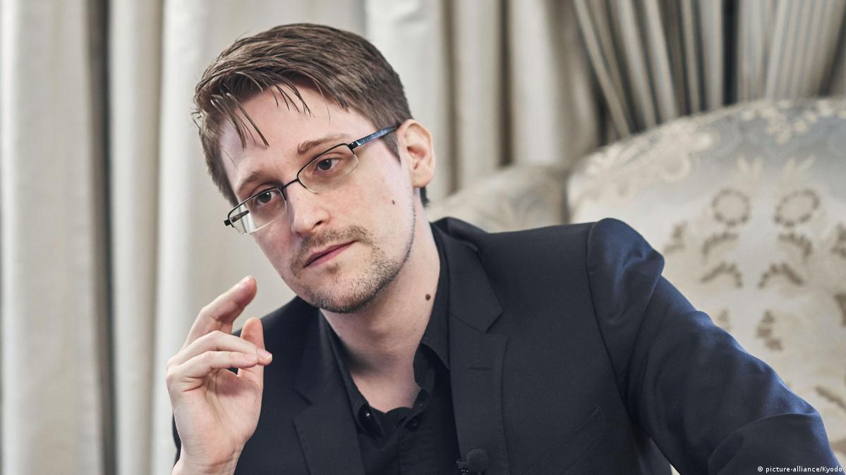 Edward Snowden still eying asylum in Germany DW 09/14/2019