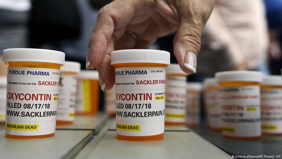 California judge rules for drug firms in opioid lawsuit DW 11/02/2021