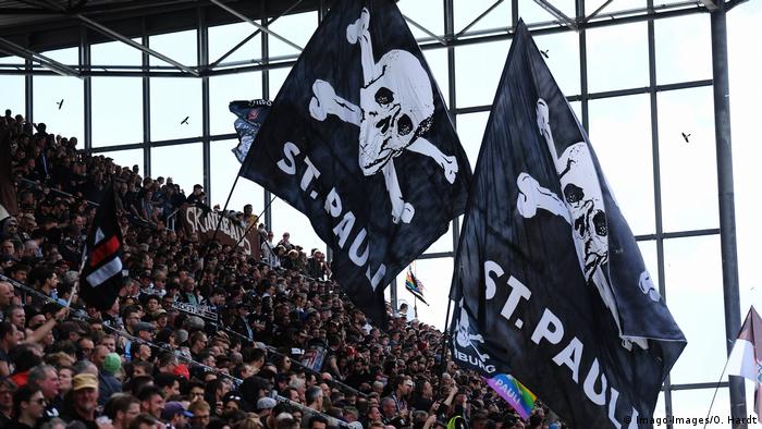 German Football Club St Pauli Question Their Presence On Uk Police Terror List Sports German Football And Major International Sports News Dw 20 01 2020