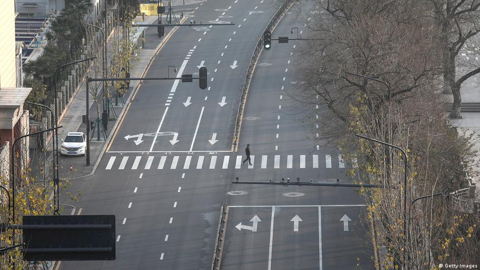 Coronavirus A dramatic escape from Wuhan's lockdown DW 02/03/2020