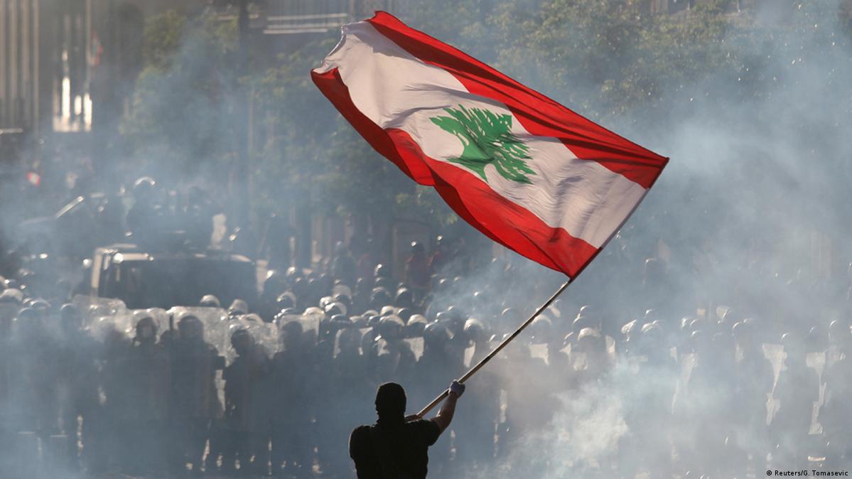 Lebanese government resigns after Beirut blast DW 08/10/2020