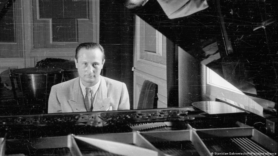 'The Pianist' Władysław Szpilman mementos to be auctioned DW 09/22