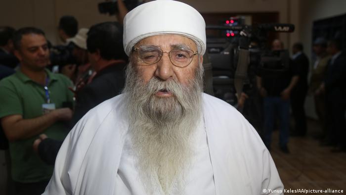 Geistliches Oberhaupt Der Jesiden Gestorben Aktuelles Dw 02 10 2020