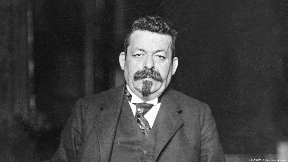 Why Friedrich Ebert is still relevant today DW 02/04/2021