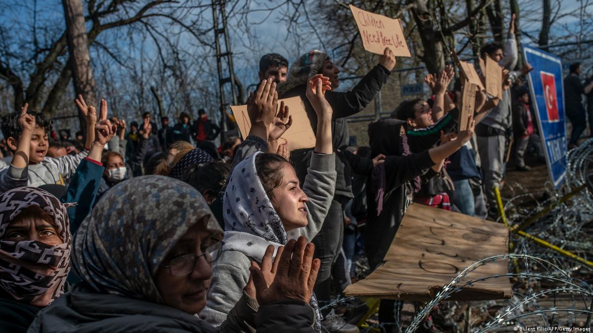 EU eyes extra funds for Turkey migration deal DW 06/23/2021