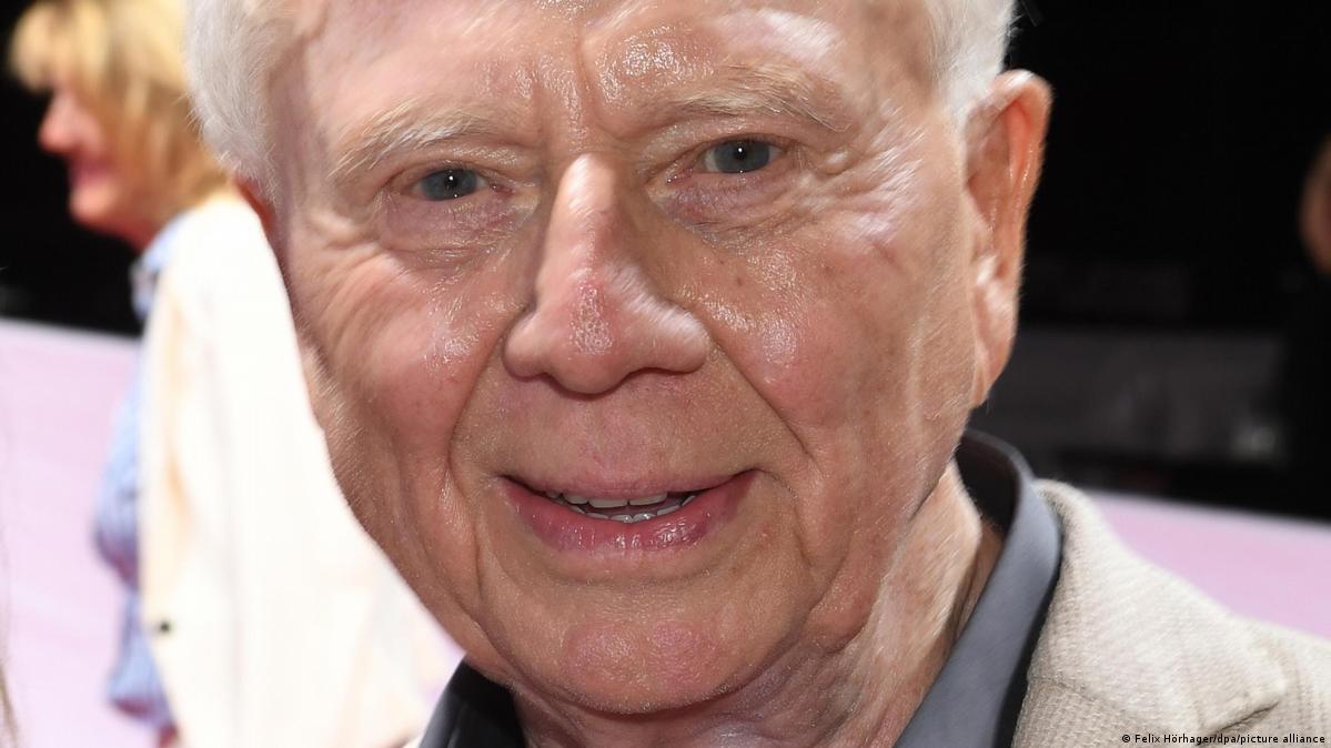 'Das Boot' director Wolfgang Petersen dies at 81 DW 08/16/2022