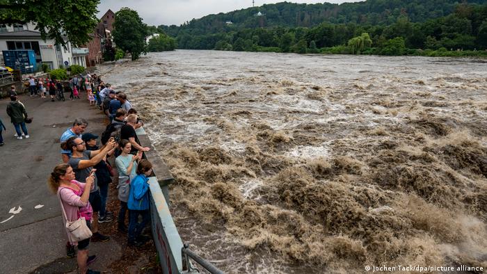 germany flooding 2023 Germany′S Floods Bring Climate Policy Into Focus In Election Year | Germany | News And In-Depth Reporting From Berlin And Beyond | Dw | 16.07.2021
