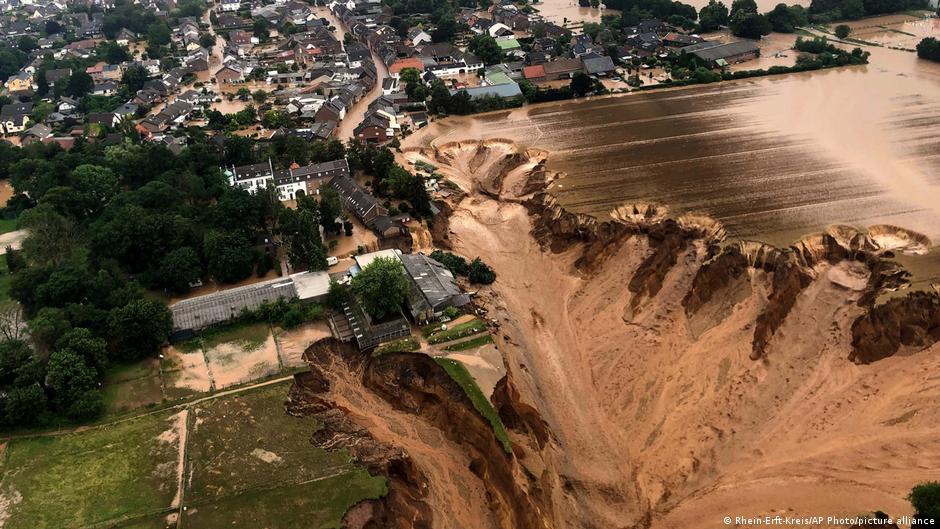 VorherNachherBilder der Flutkatastrophe Aktuell Deutschland DW 18.07.2021
