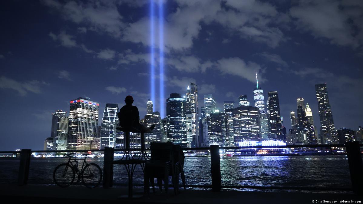 EUA relembram 20 anos dos ataques de 11 de Setembro DW 11/09/2021