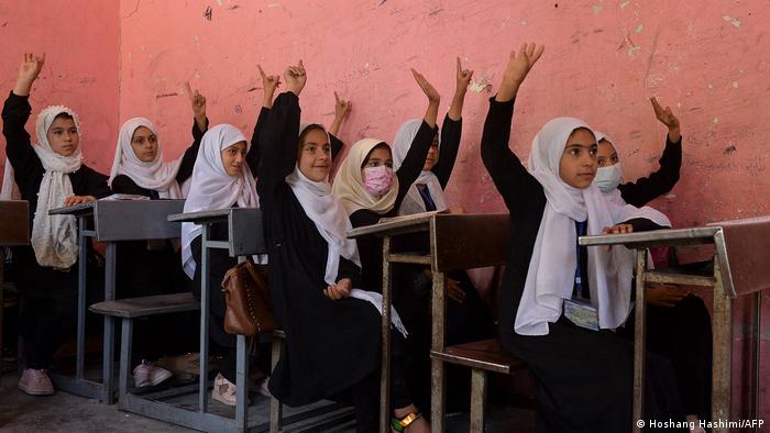 Die Macht Der Mullahs Schmã Hreden Gegen Die Islamische.