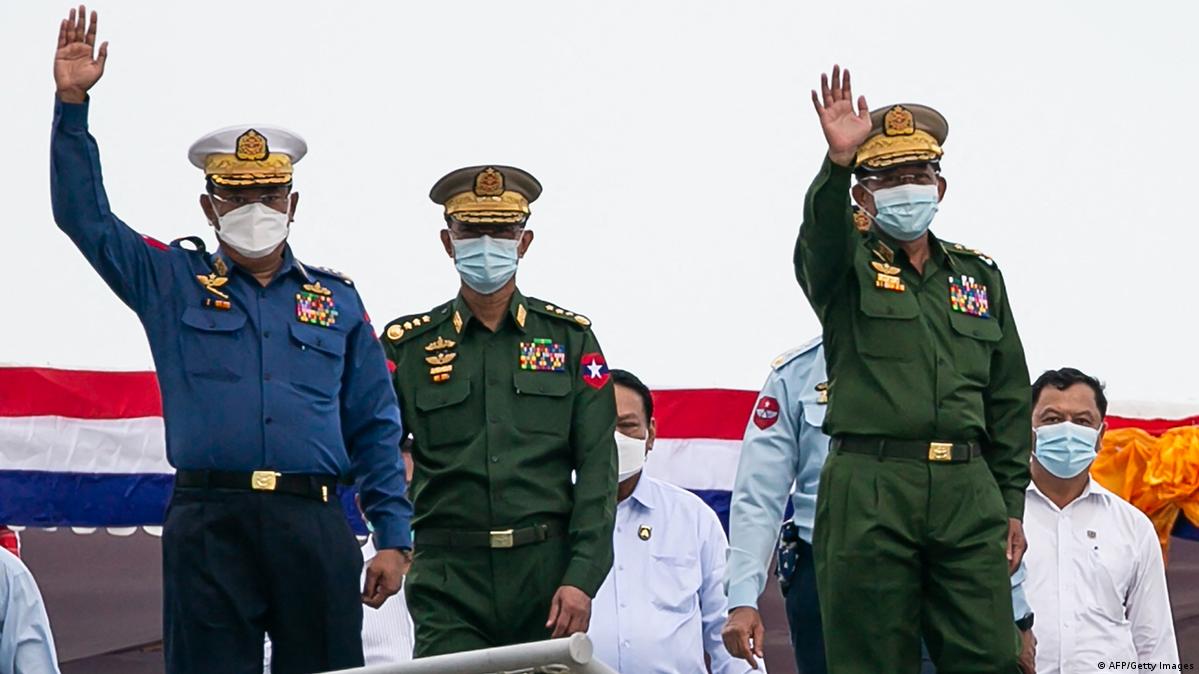 China, Russia arming Myanmar junta UN rights expert DW 02/22/2022