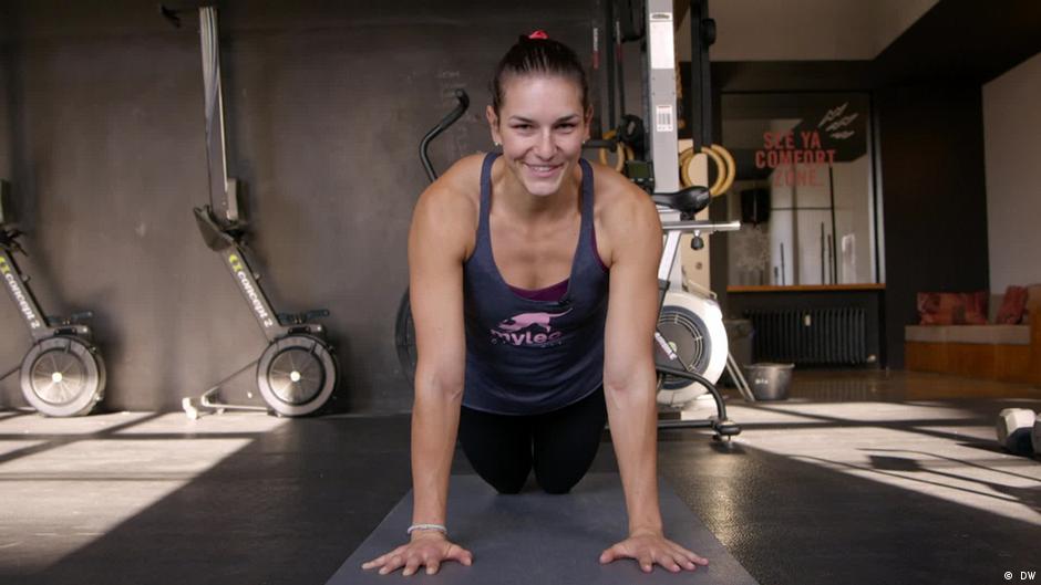 Fitnessübung vereinfachte Liegestütze DW 26.08.2022