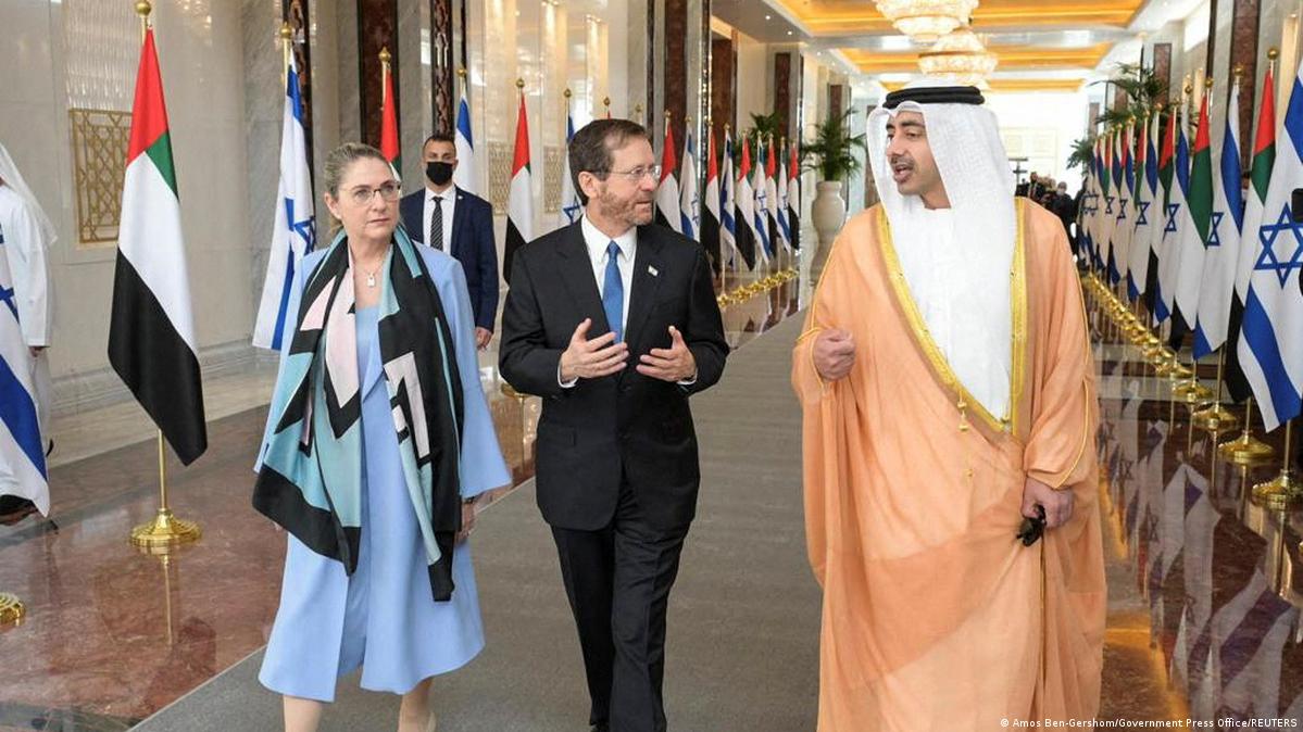 Israel and UAE How nominal enemies became allies DW 01/31/2022