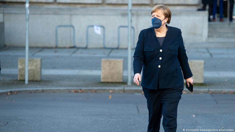 Merkel makes first public appearance since leaving office DW 02/13/2022