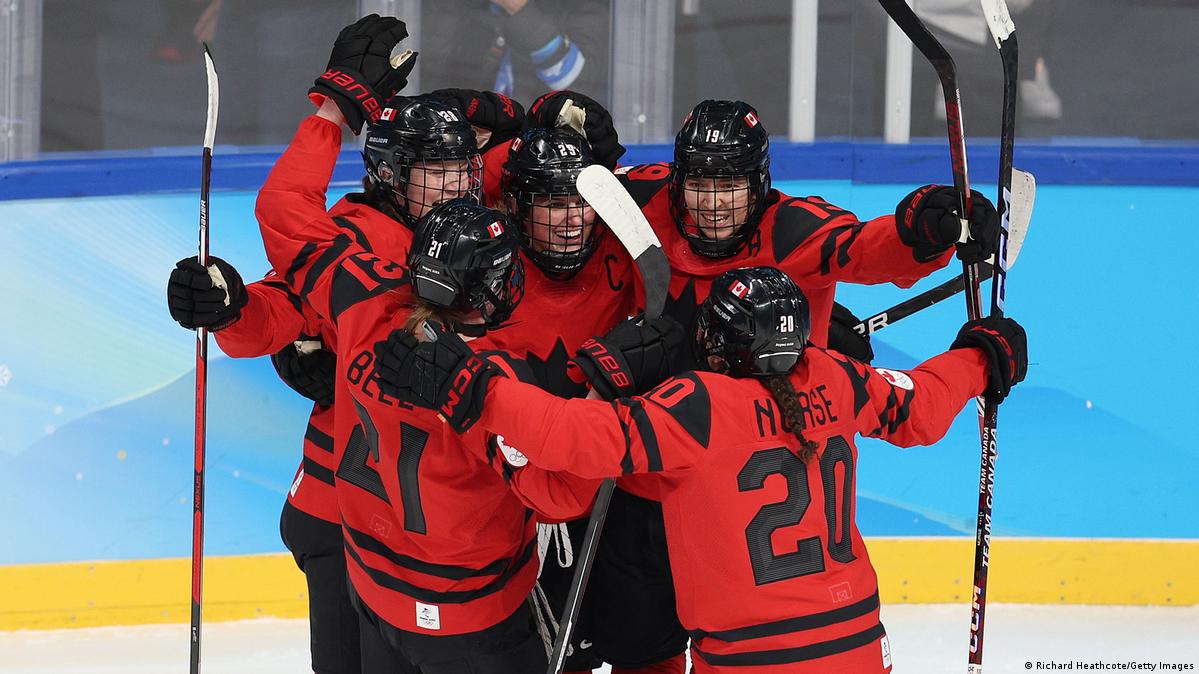 Gold for Canada in ice hockey and Sweden in skiing DW 02/17/2022