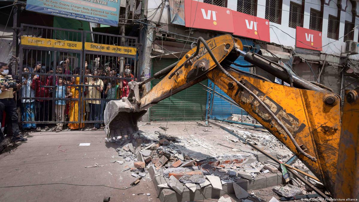 India Court halts demolition of Muslim properties in Delhi DW 04