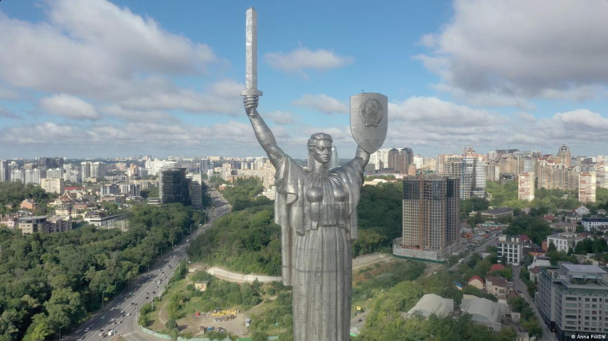 Ukraine switches World War II victory date to May 8 DW 05/08/2023