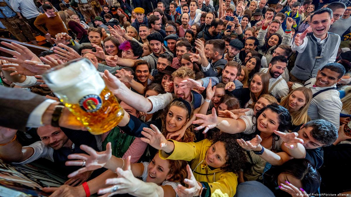 Oktoberfest 2022 was no record year DW 10/04/2022