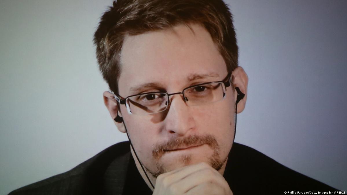 Pembocor Data AS Edward Snowden Diberi Kewarganegaraan Rusia DW 27.