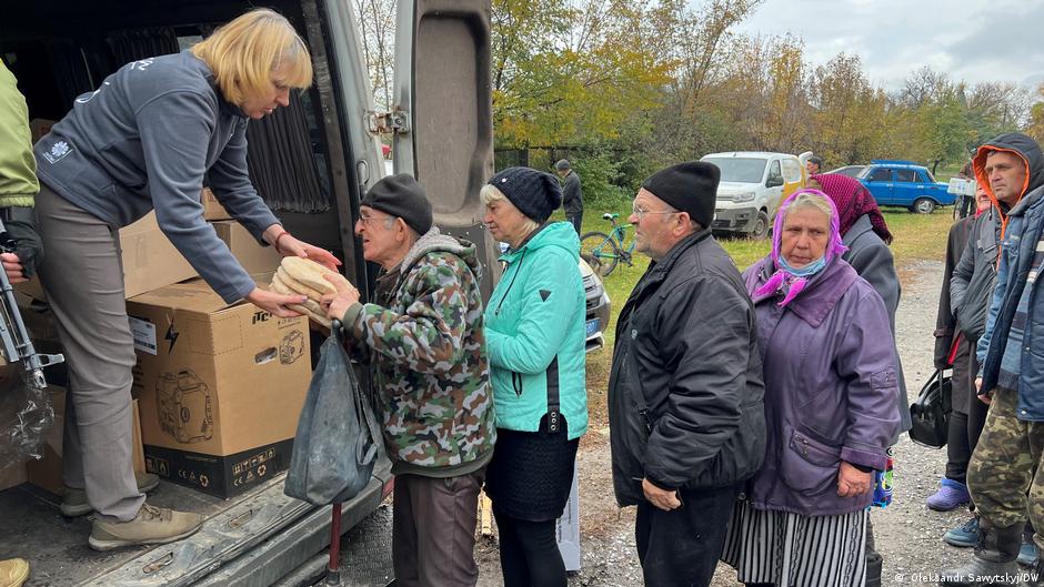 Ukraine Donations are generous, but helpers are exhausted DW 02/01