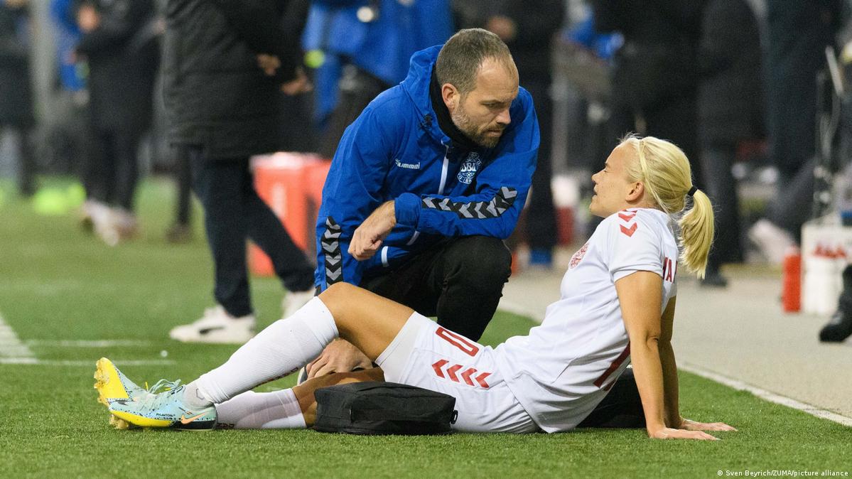 Are women playing too much football? – DW – 12/01/2022