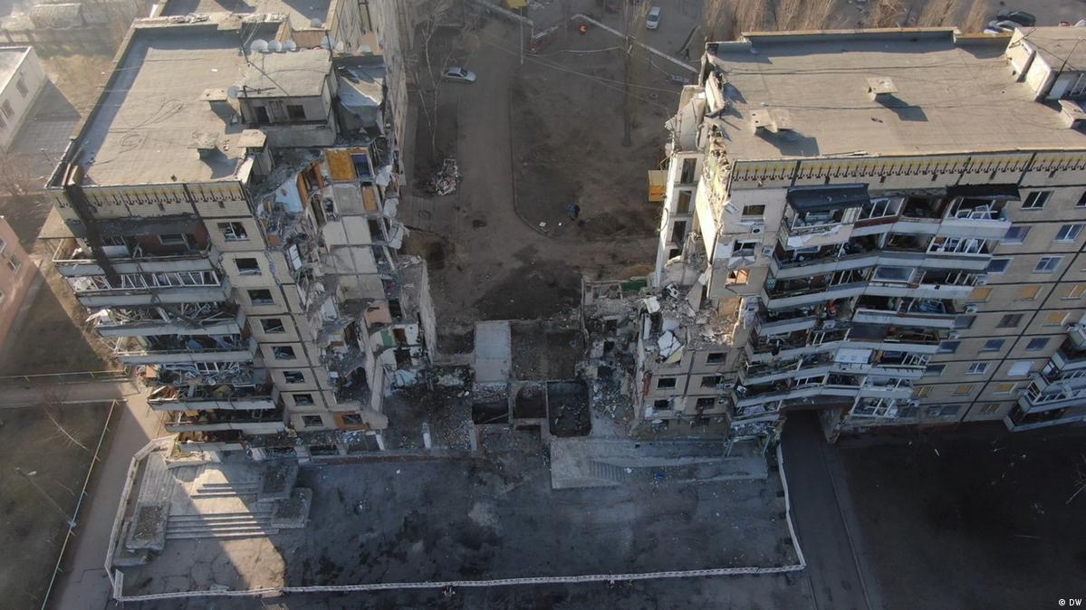 Ukraine Life after the tragedy of Dnipro DW 02/15/2023