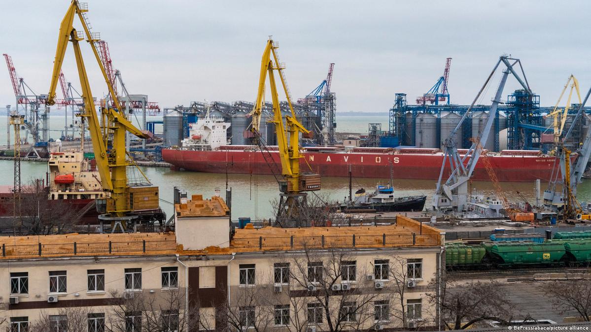 The Black Sea's role in Russia's war on Ukraine DW 09/14/2023