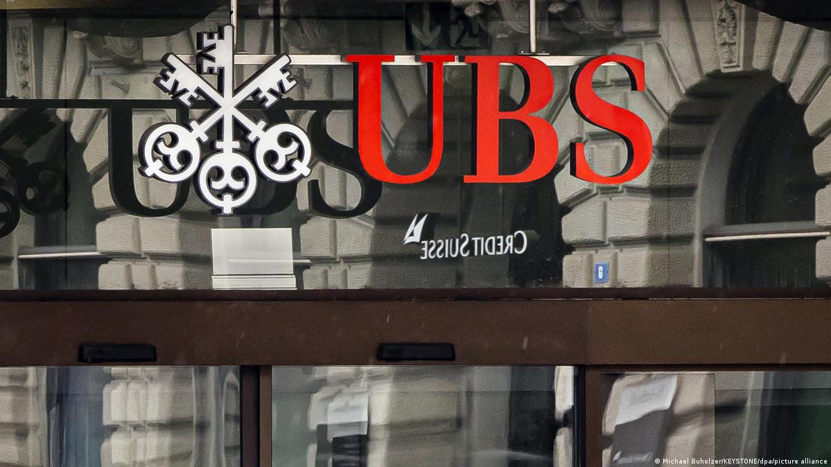 UBS and Swiss National Bank agree to Credit Suisse takeover DW 03