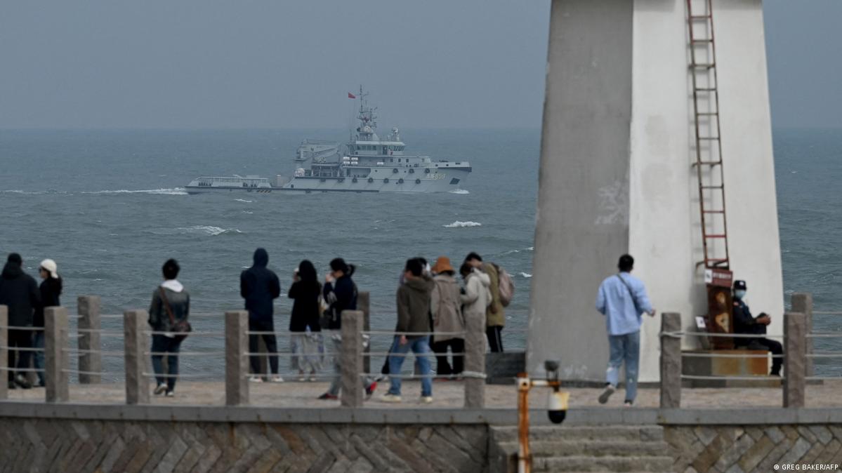 China continues second day of military drills around Taiwan DW 04/09/2023
