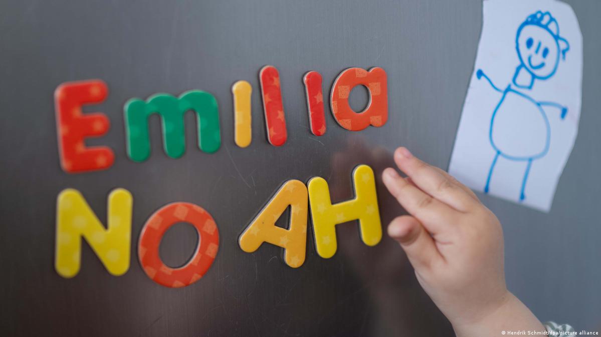 Emilia and Noah top German list of baby names for third year DW 05