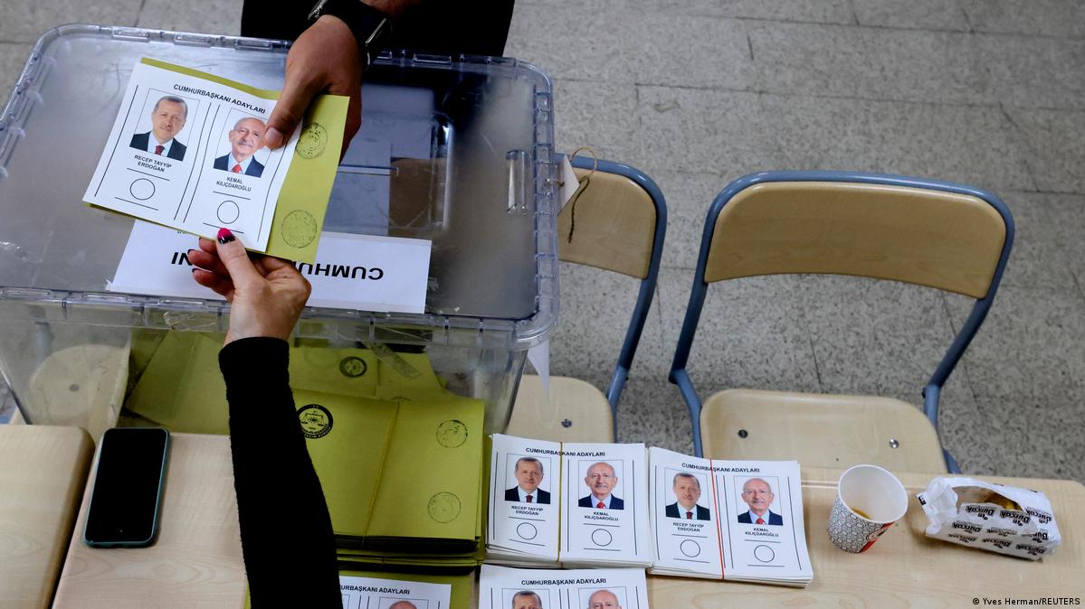 Turkey's runoff election Nationalism, fake news, xenophobia DW 05