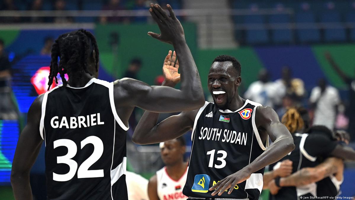 South Sudan's basketballers qualify for the Olympics DW 09/08/2023