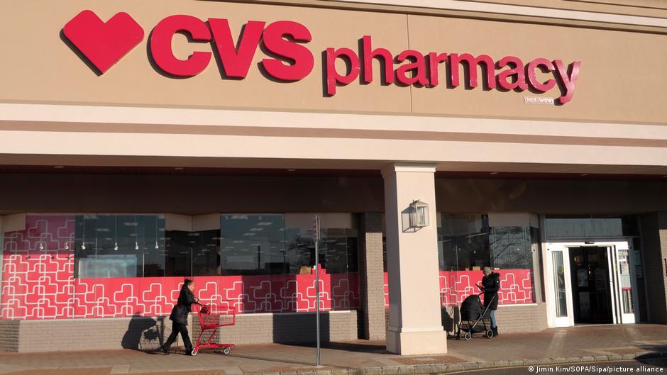 US pharmacy giants to start selling abortion pill DW 03/02/2024