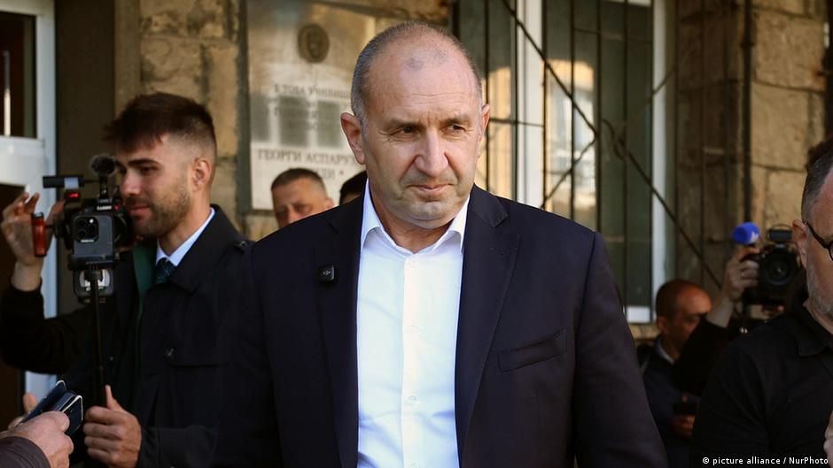 How Pro-Russian Leader Radev is Poised for Victory in Bulgaria’s Upcoming Parliamentary Vote