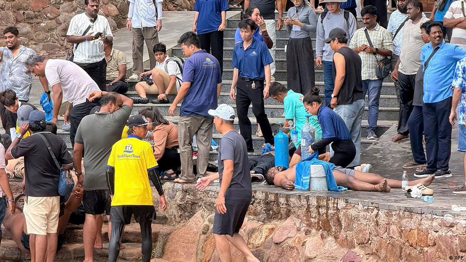 Vietnam: Indian tourists killed in boat capsize Vietnam: Indian tourists killed in boat capsize