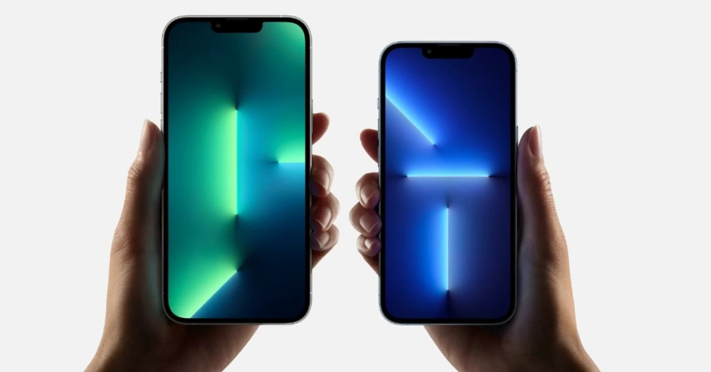 How to Choose the Best Screen Protector for iPhone 13 Pro Max? ESR Blog