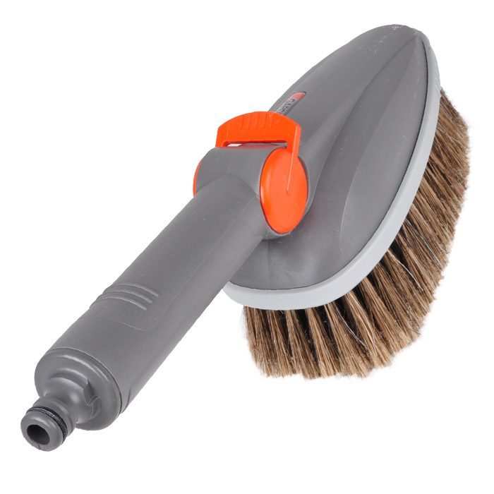 Gardena Hand Wash Brushes with Horsehair Bristles