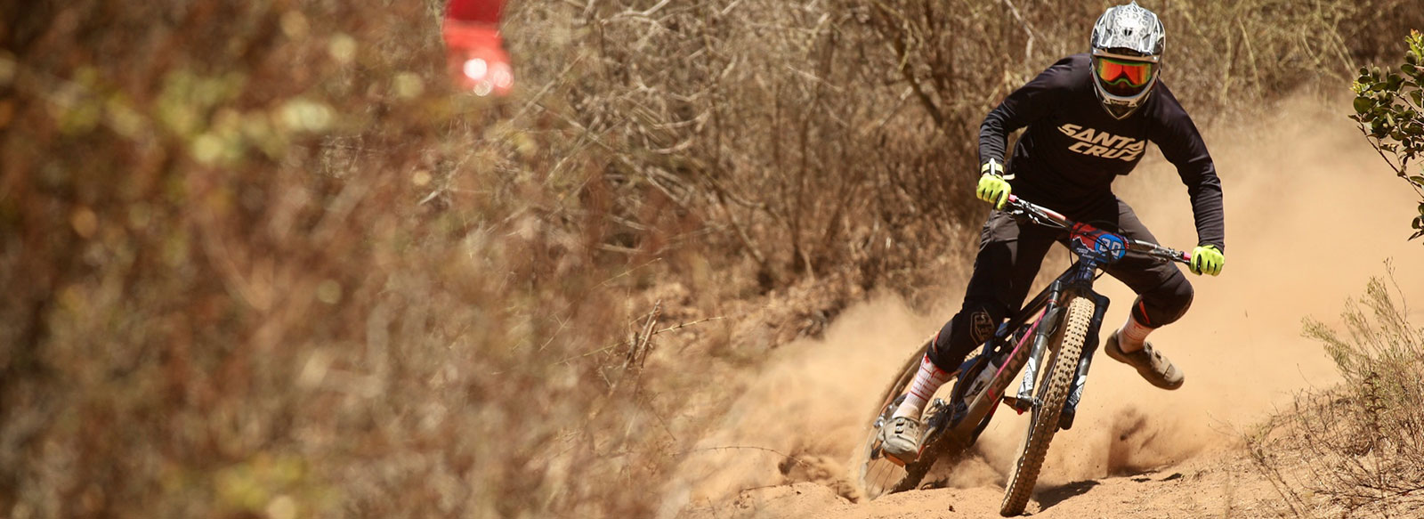 How to Choose Mountain Bike Pedals Flats & Clipless evo