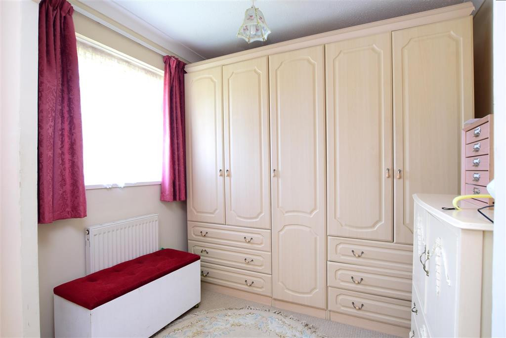 Yarborough Close, , Godshill, Isle of Wight 3 bed £425,000 Pittis