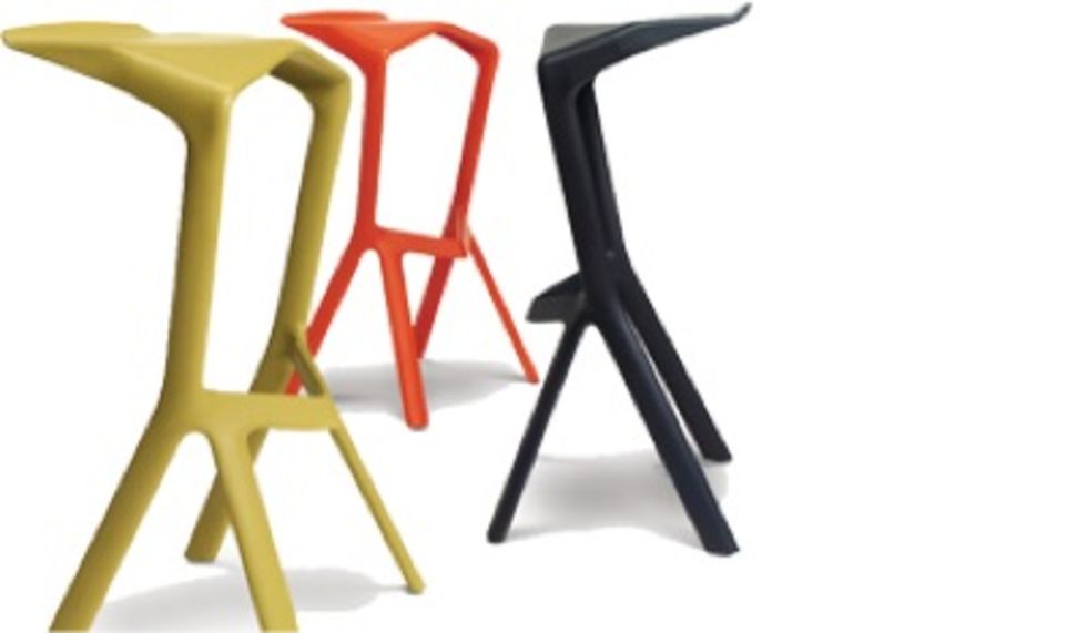 Stapelbar barstol. Miura Stool Feber / Hem