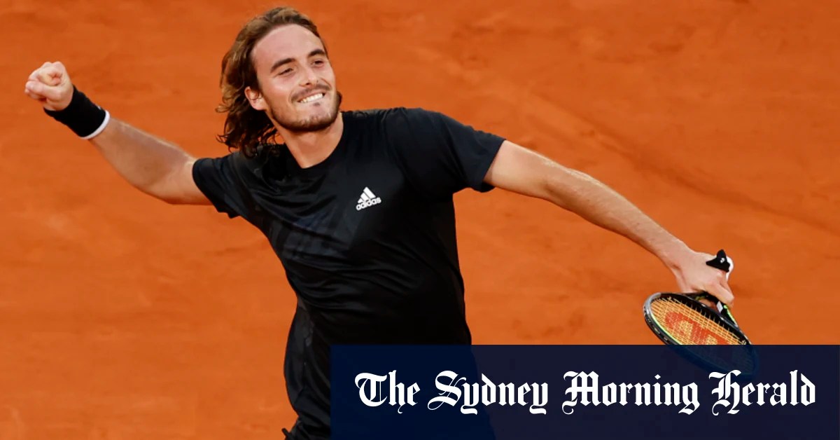 Tsitsipas marches into the French Open semi-finals
