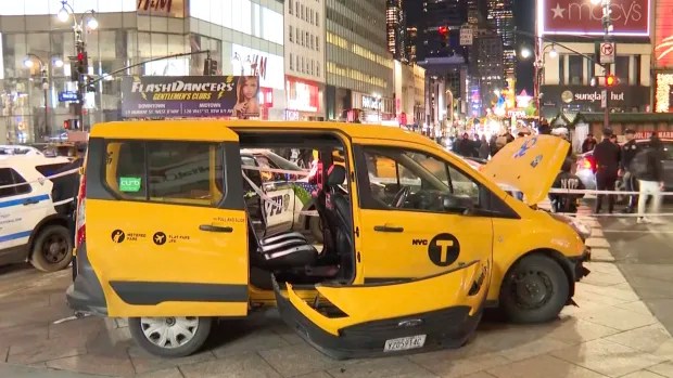 Australians injured by New York cab that mounted curb outside Macy’s in New York