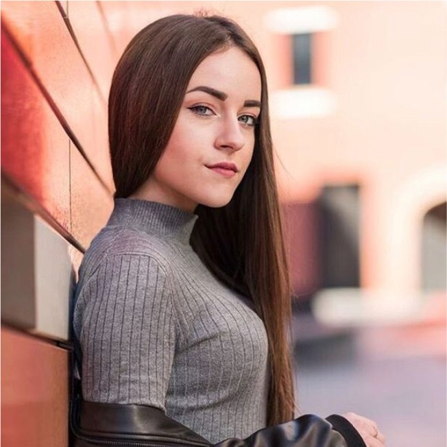 Ilaria de Simonesale associate presso dfs group lvmh DFS Group