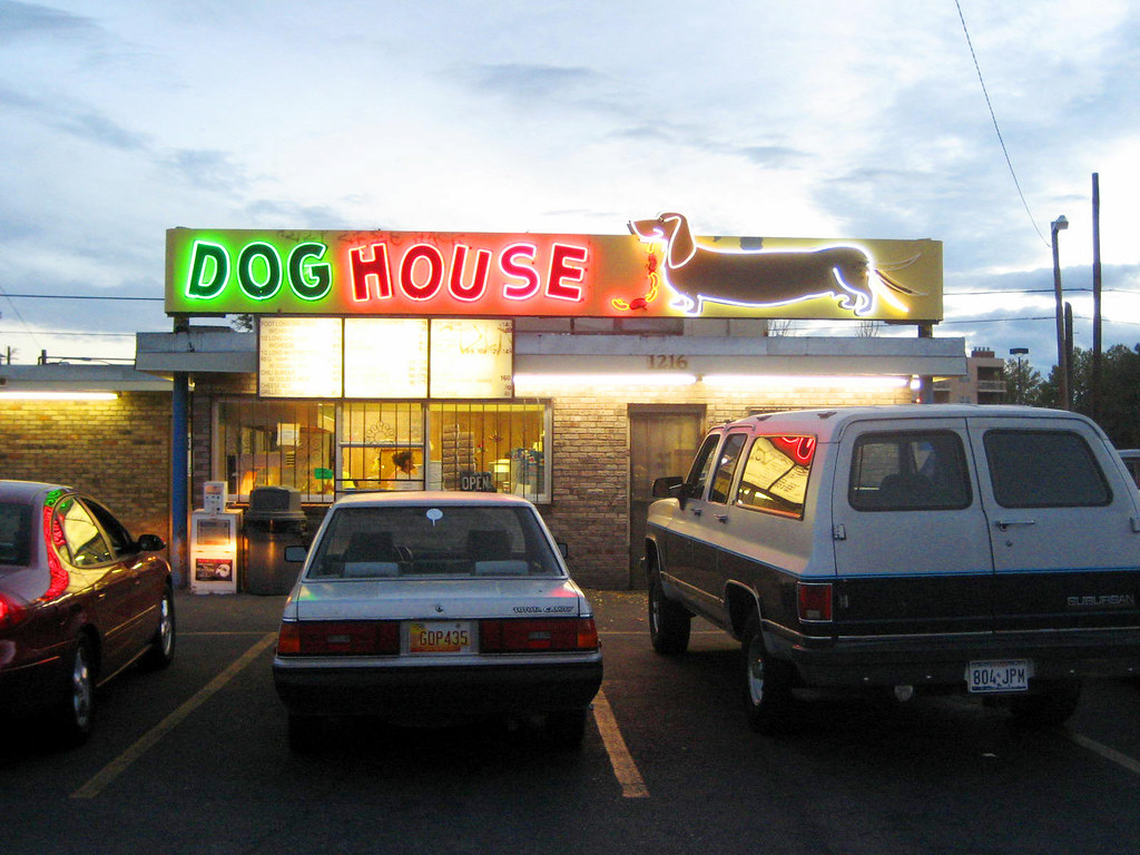 The Dog House Central Avenue (former Route 66), Albuquerqu… Flickr